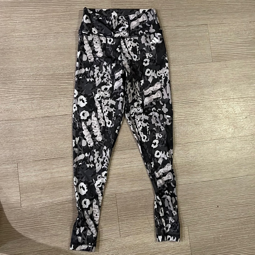 Adidas High waisted 7/8 training leggings